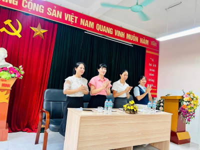 BUỔI HỌP ĐẢNG BỘ VÀ HĐSP ĐẦU TIÊN SAU SÁP NHẬP - DẤU MỐC KHỞI ĐẦU CHO MỘT HÀNH TRÌNH MỚI